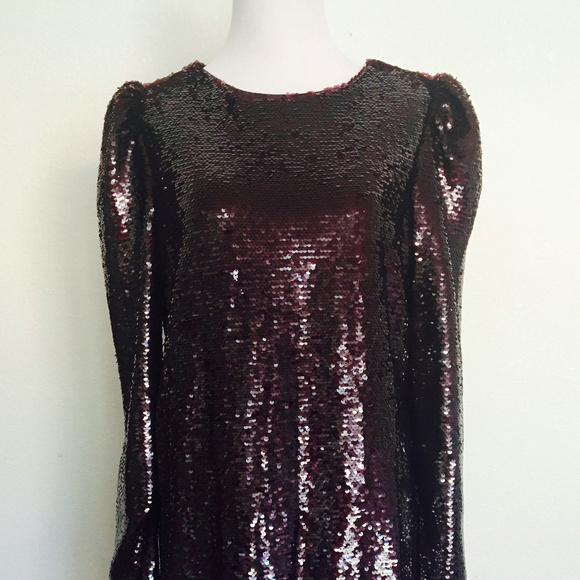 The latest Scoop,V back,above knee,sequin dress - Picture 2 of 6